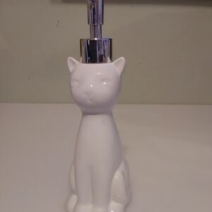 Ceramic White Cat Soap Dispenser (43)